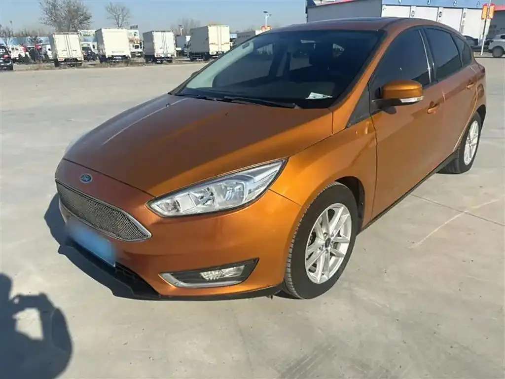 Ford Focus Focus 2015 Hatchback 1.6L Automatic Fashion Edition — photo 1
