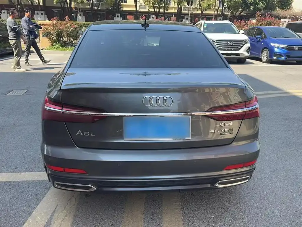 Audi A6L A6L 2021 55 TFSI quattro Premium Dynamic Edition — Voir la photo 6