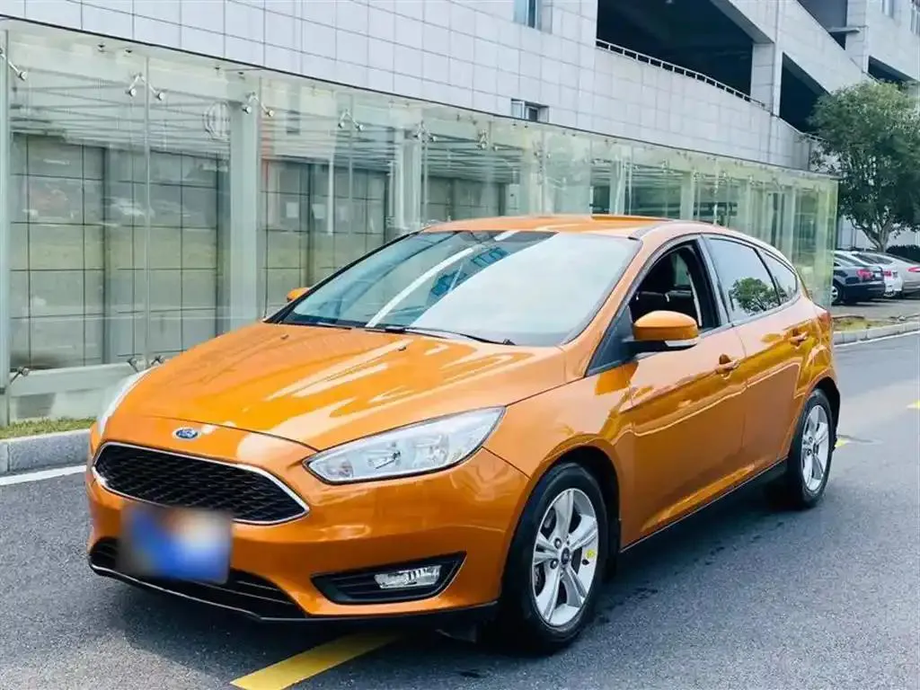 Ford Focus Focus 2017 Hatchback 1.6L Automatic Comfort Smart Edition — photo 1
