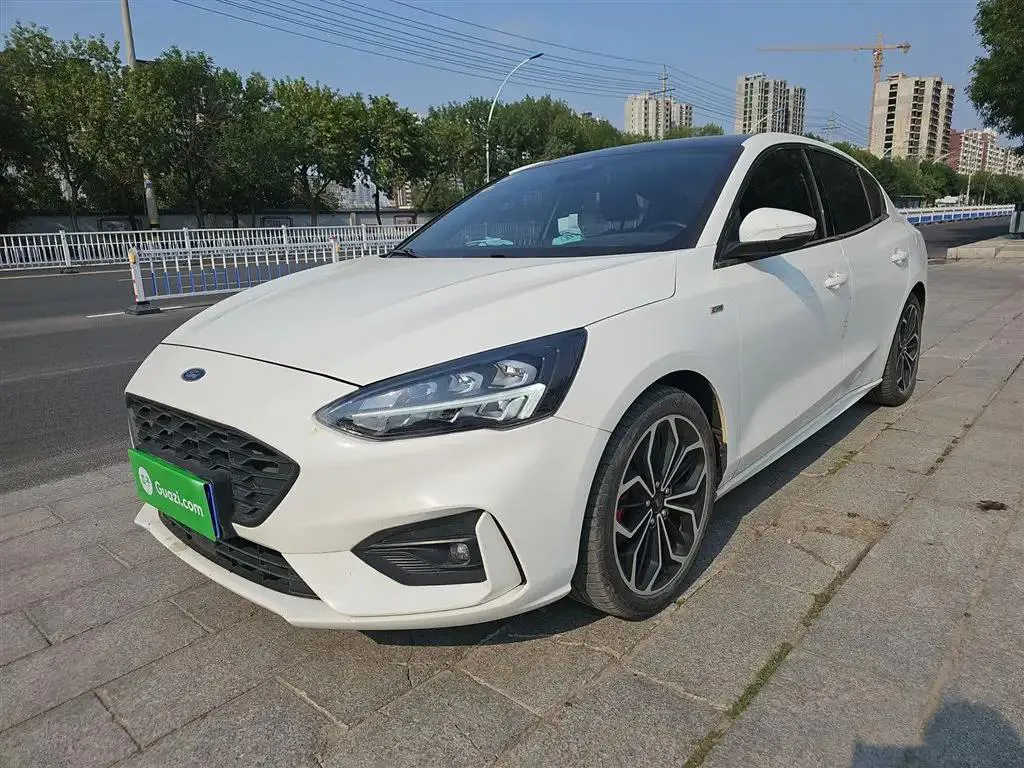 Ford Focus Focus 2021 Sedan EcoBoost 180 Automatic ST Line — photo 1