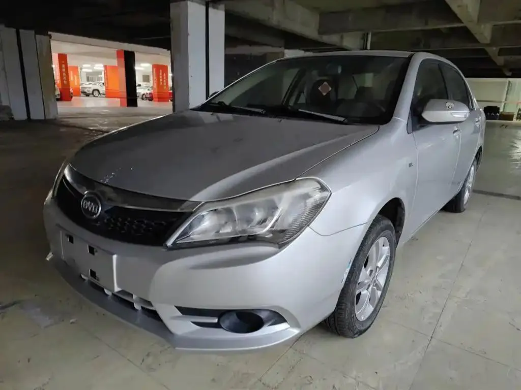 BYD F3 F3 2015 Energy-saving Edition 1.5L Manual Luxury Model — photo 1