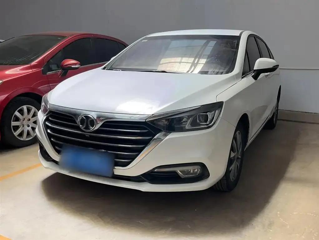 BAIC Motor Beijing Senova D50 2018 1.5L Manual Luxury Smart Driving Edition — photo 1