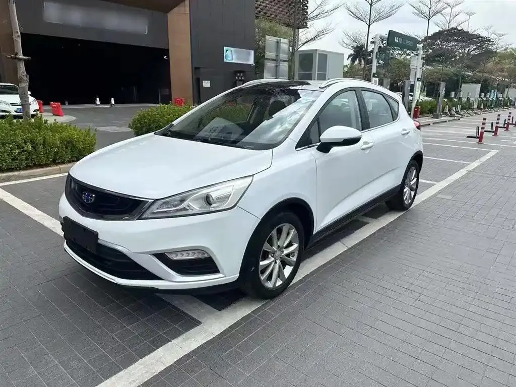 Geely Emgrand GS Emgrand GS 2016 Elegant Edition 1.8L Automatic Leading Model — photo 1
