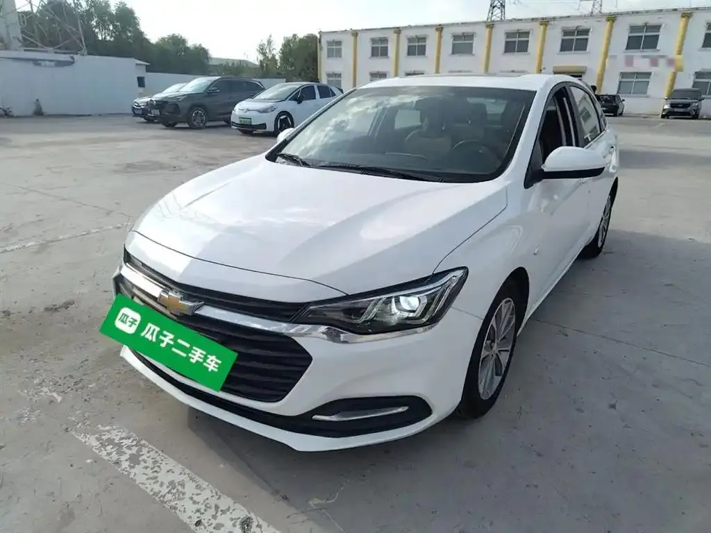 Chevrolet Monza Cruze 2022 320 Automatic Enjoy Sunroof Edition — photo 1