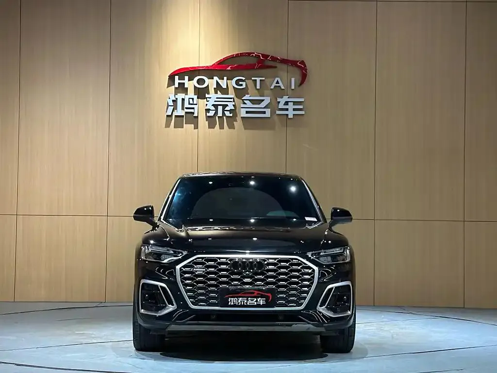 Audi Q5L Sportback Q5L Sportback 2022 40 TFSI Luxury Edition — Ver foto 2