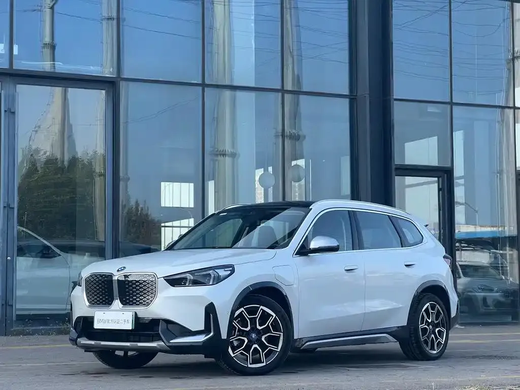 BMW iX1 iX1 2023 xDrive30L X Design Package — photo 1