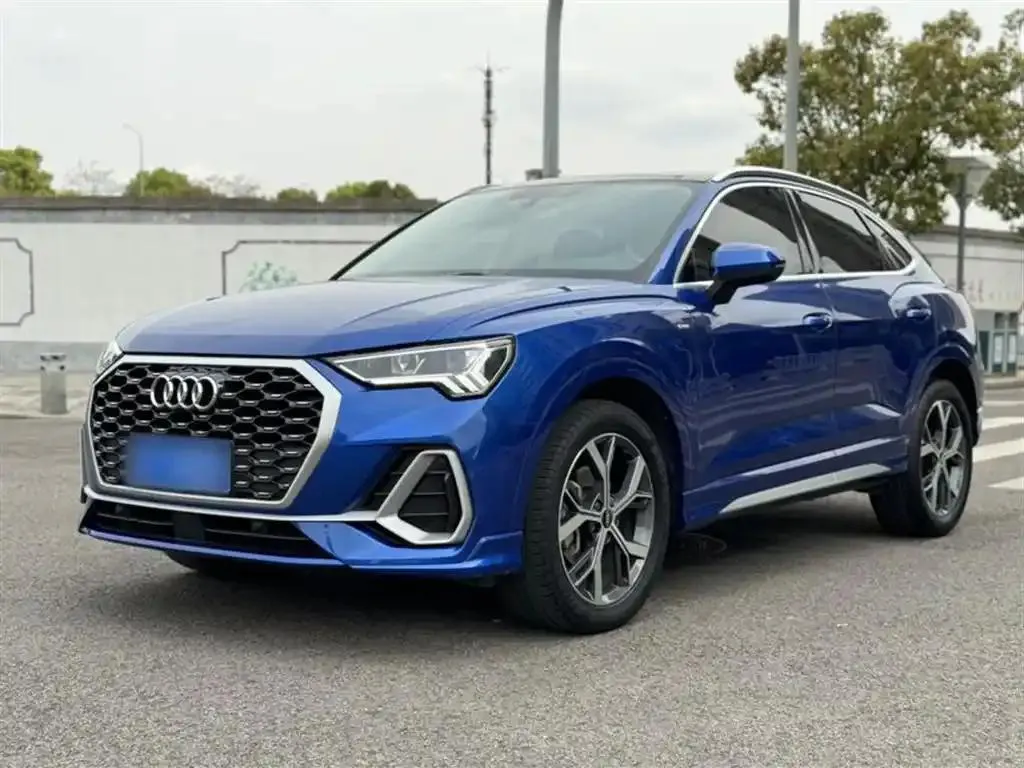 Audi Q3 Sportback Q3 Sportback 2020 40 TFSI Fashion Edition — Смотреть фото 3