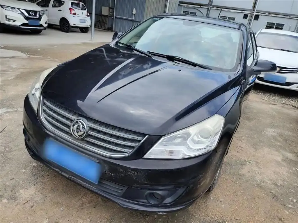 Dongfeng Aeolus Dongfeng Fengshen S30 2013 1.6L Manual Elegant Edition — photo 1