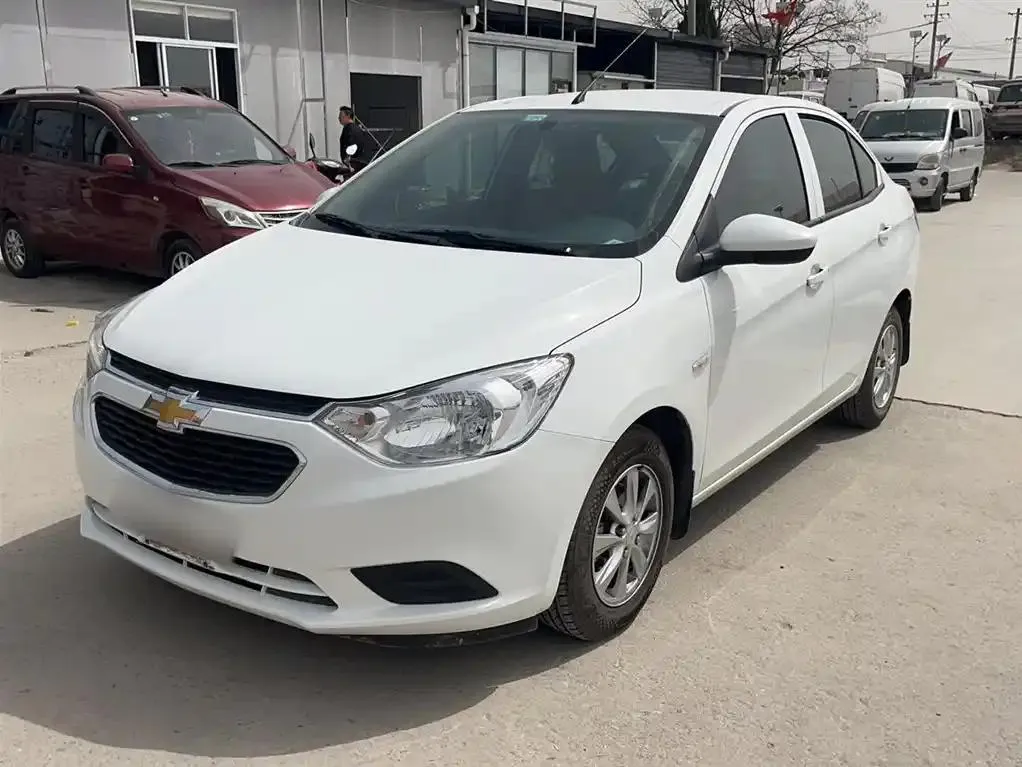 Chevrolet Chevrolet Sail — Branco