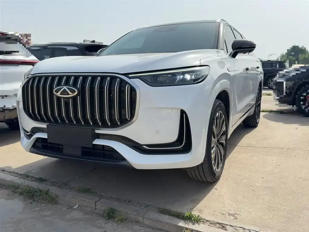 Chery Chery Tiggo 9 — Blanc