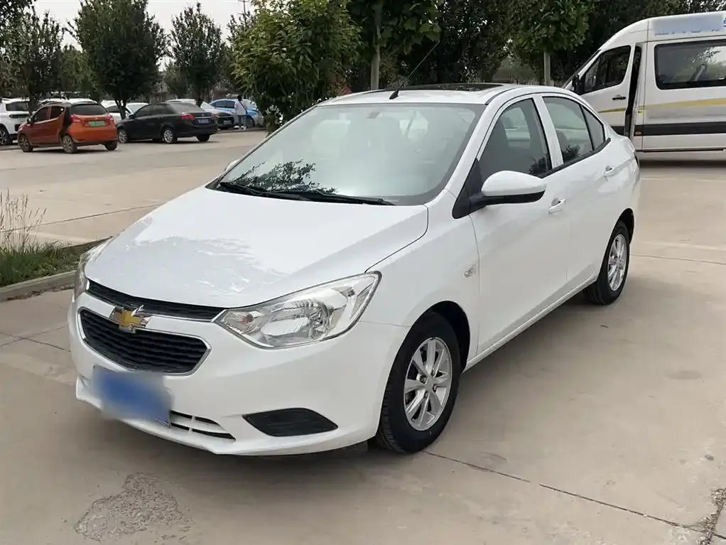 Chevrolet Chevrolet Sail — Branco