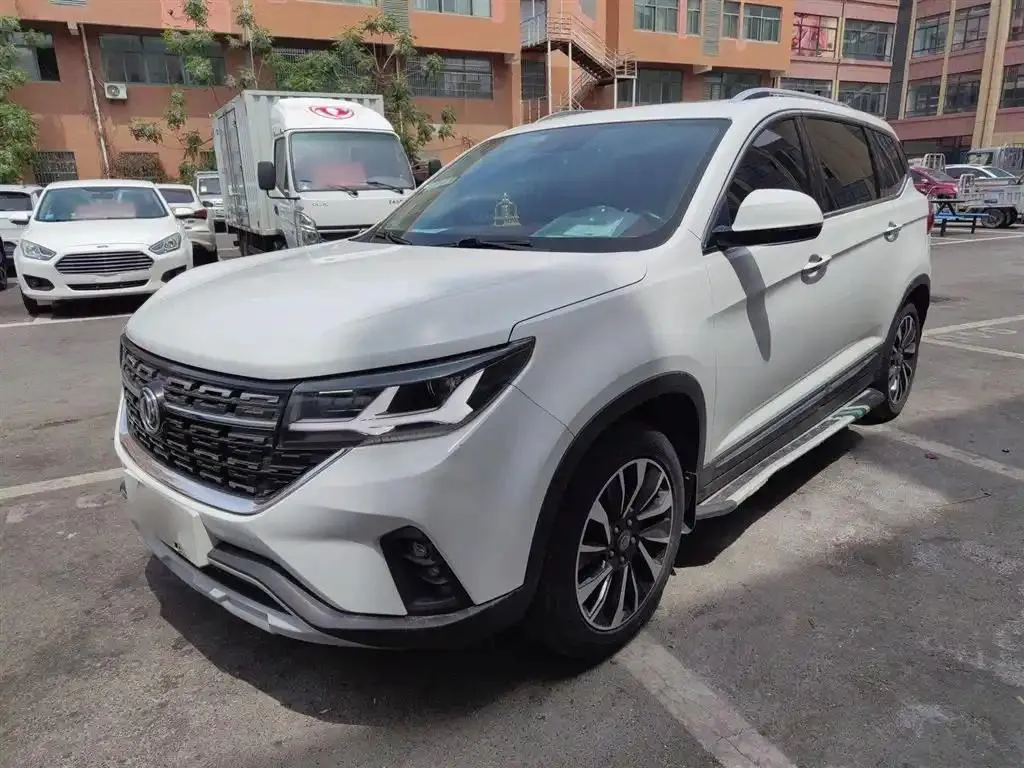 Dongfeng Dongfeng Forthing Forthing — White