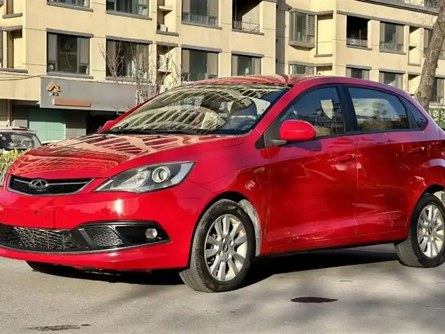 Chery Chery Fulwin 2 — Rouge