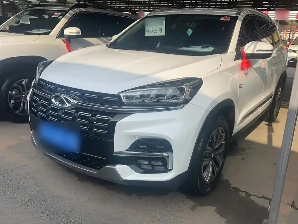 Chery Chery Tiggo 8 — Белый