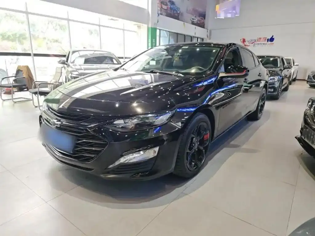 Chevrolet Chevrolet Malibu XL — Noir