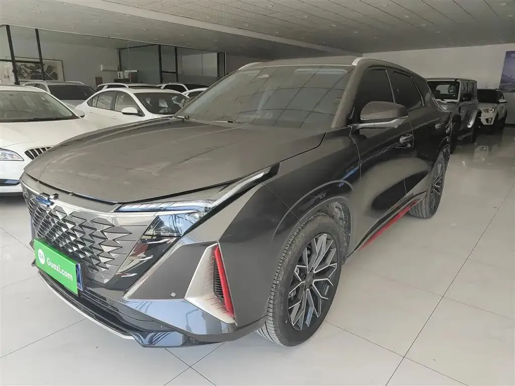 Changan Oshan Z6 Oushang Z6 2023 Blue Whale 1.5T DCT Smart Edition — photo 1