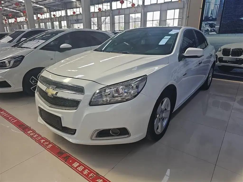 Chevrolet Chevrolet Malibu — Branco
