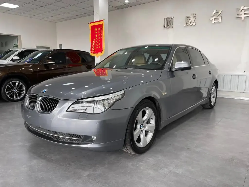 BMW 5 Series 5 Series 2009 523Li Luxury — photo 1