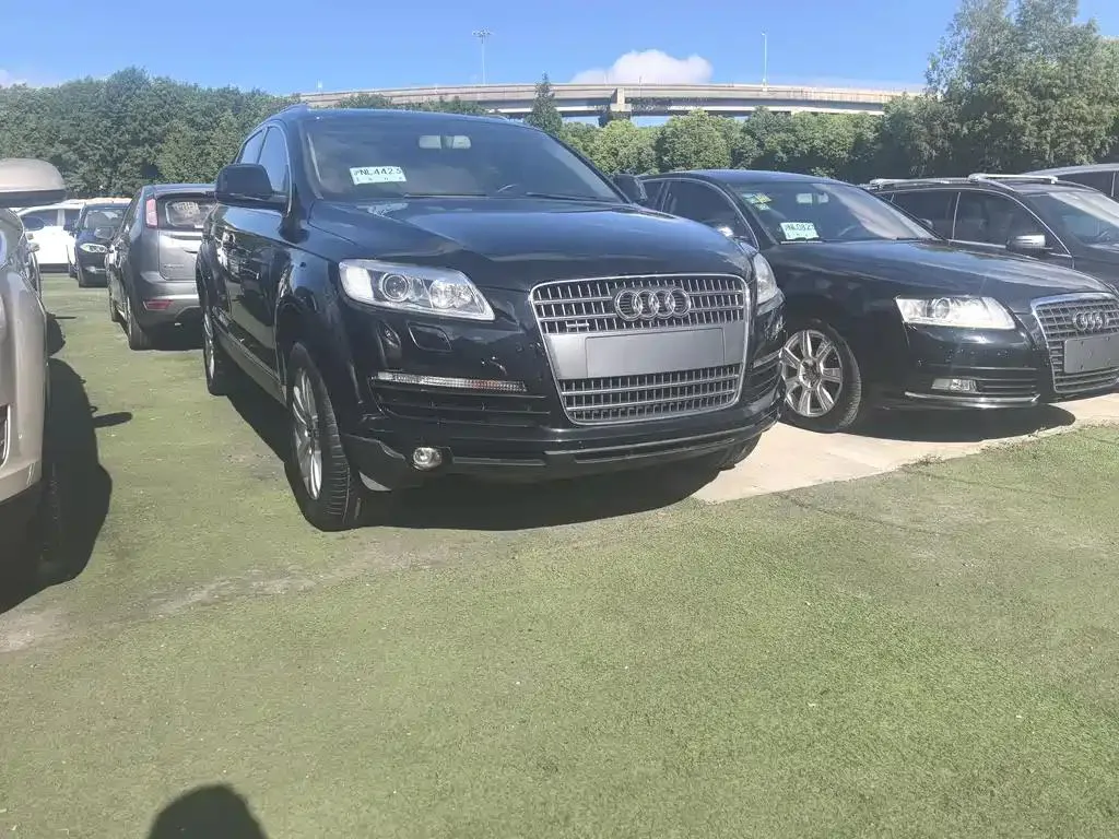 Audi Q7 Q7 2010 3.6 FSI quattro Comfort Edition — Voir la photo 3