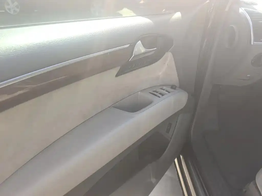 Audi Q7 Q7 2010 3.6 FSI quattro Comfort Edition — Voir la photo 5