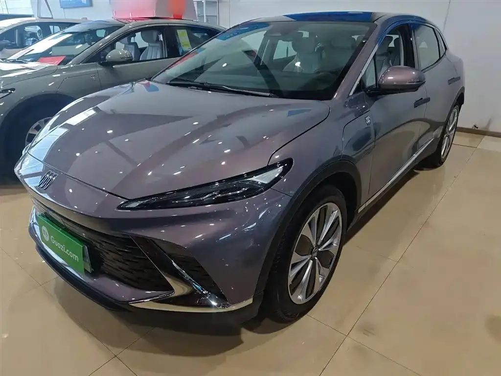 Buick Buick E4 — Rojo