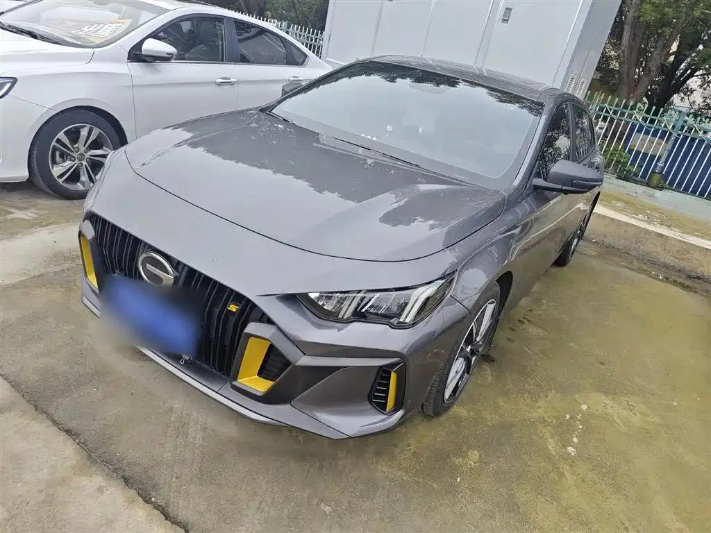 GAC Trumpchi Trumpchi Shadow Leopard 2023 270T DCT J11 Edition — photo 1