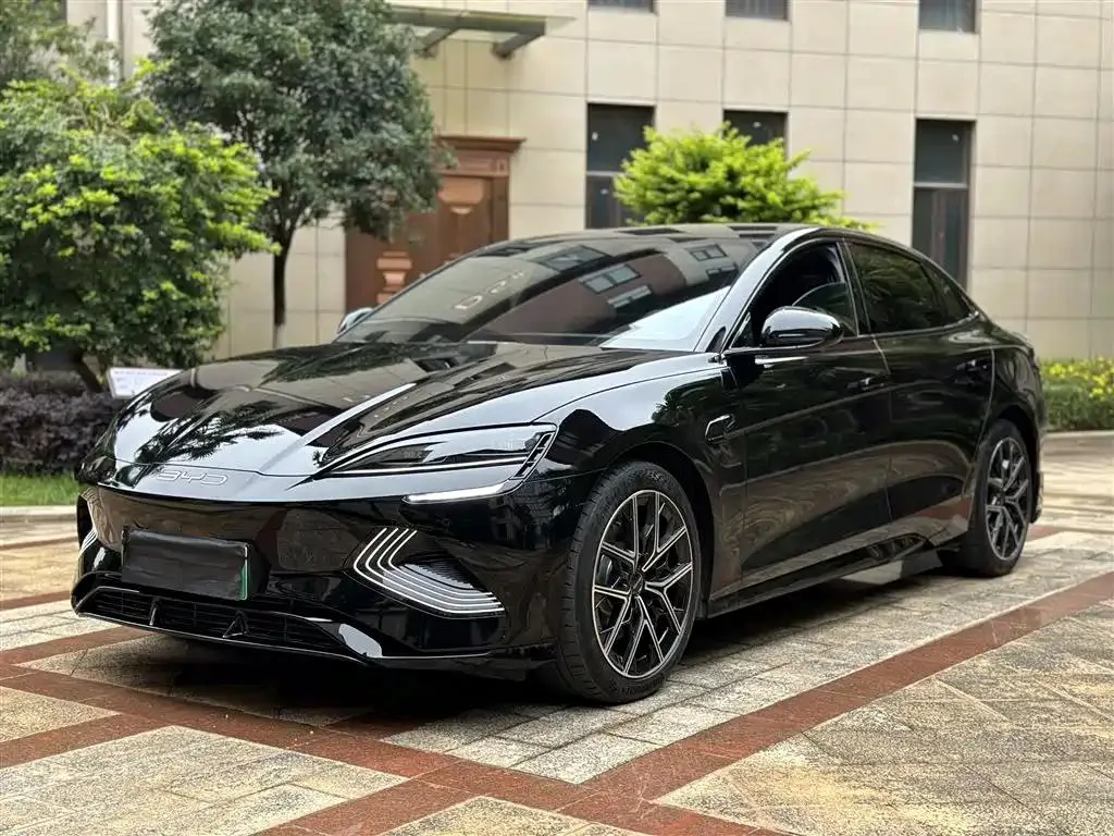 BYD Seal SEAL 2023 Champion Edition 650km 4WD Performance Edition — photo 1