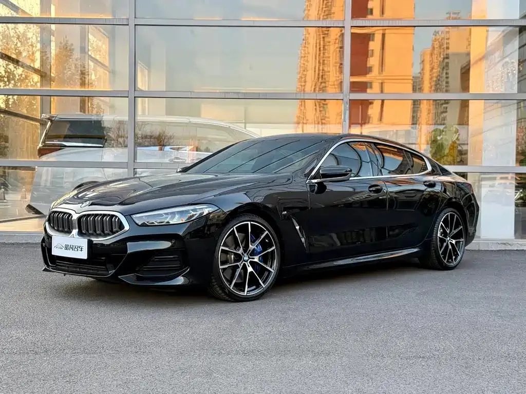 BMW BMW 8 Series — Noir