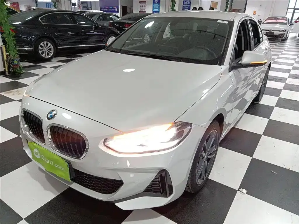 BMW 1 Series 1 Series 2022 120i M Sport Edition — photo 1