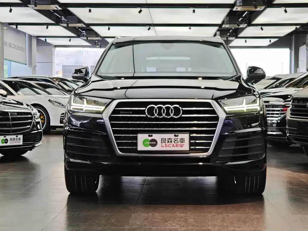 Audi Q7 Q7 2019 55 TFSI S line sports model — Смотреть фото 2