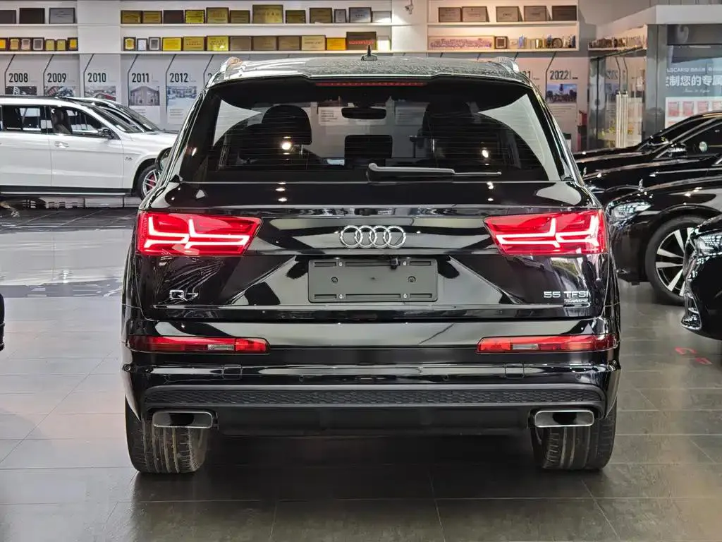 Audi Q7 Q7 2019 55 TFSI S line sports model — Смотреть фото 5
