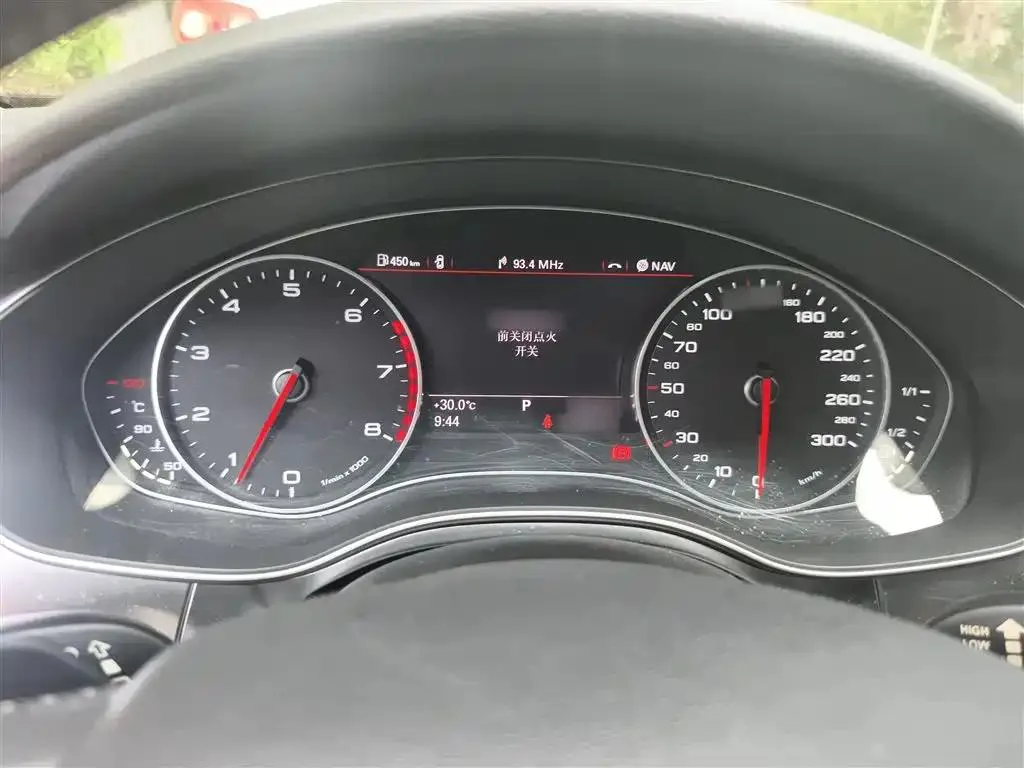 Audi A6L A6L 2015 30 FSI Millionth Anniversary Comfort Edition — View photo 4