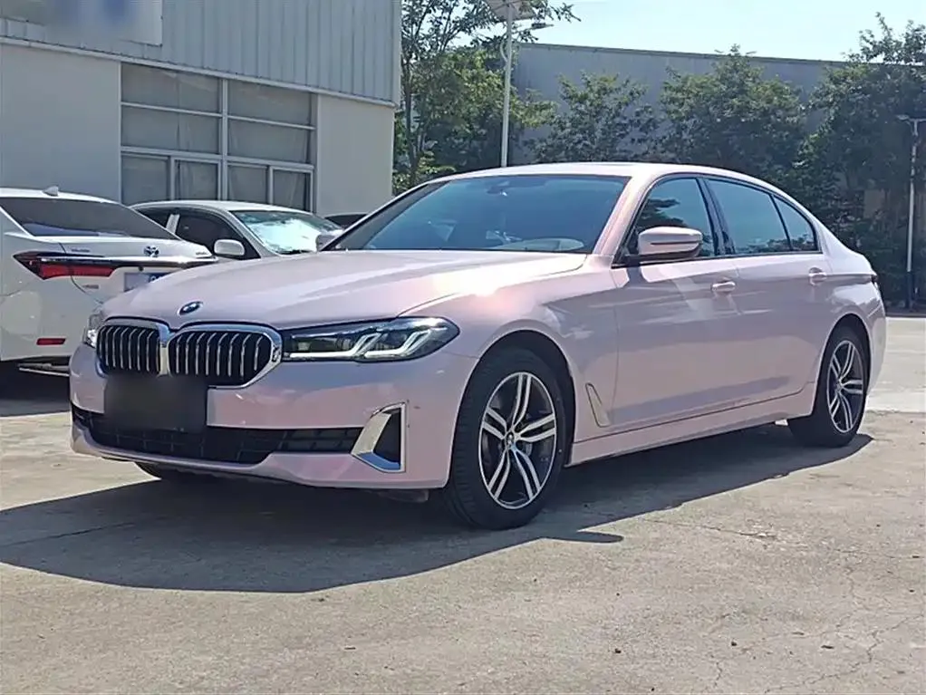 BMW BMW 5 Series — Red