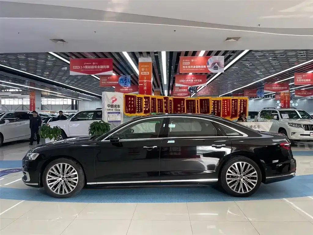 Audi A8 A8 2022 A8L 55 TFSI quattro Luxury Collector's Edition — View photo 4