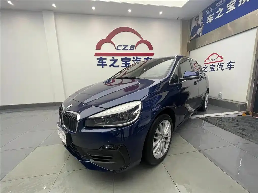BMW 2 Series 2 Series Touring 2018 218i Leading Edition — photo 1