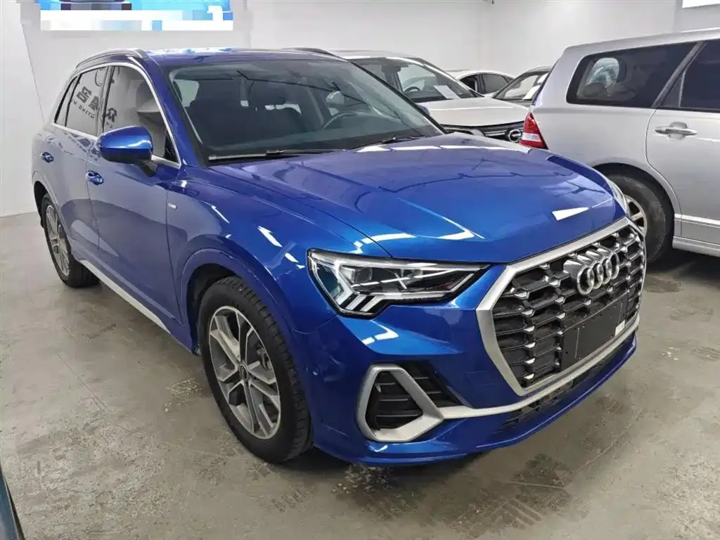 Audi Q3 Q3 2021 40 TFSI Stylish Dynamic Edition — عرض الصورة 4