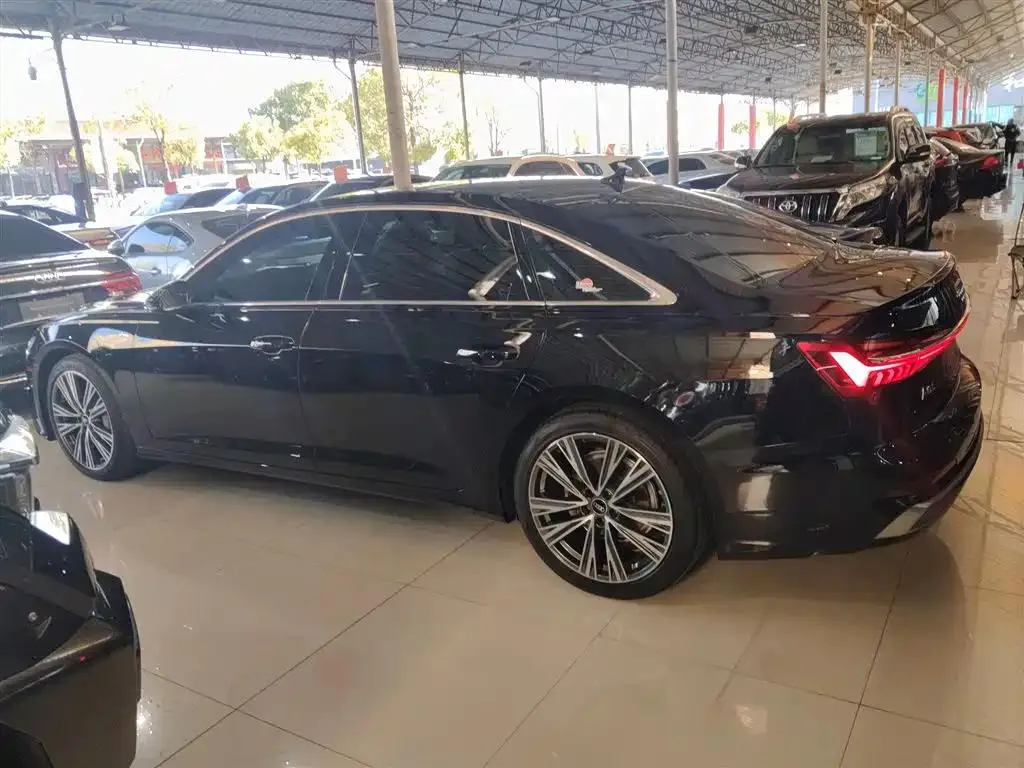 Audi A6L A6L 2023 facelift 40 TFSI luxury dynamic version — Ver foto 5