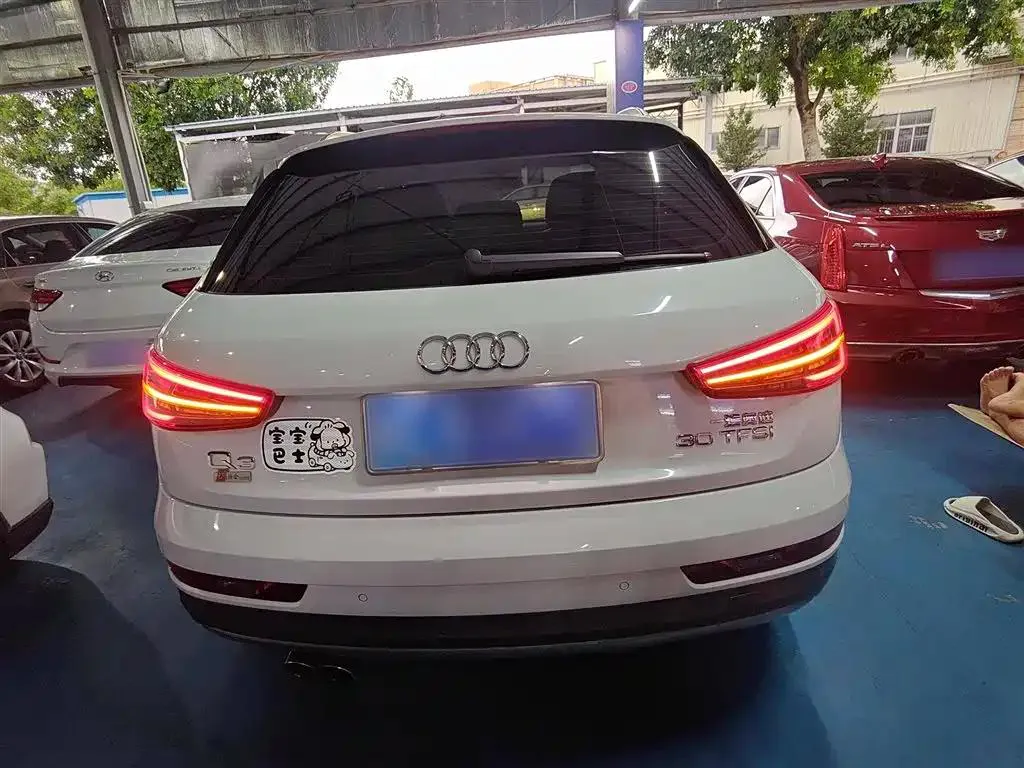 Audi Q3 Q3 2018 30th Anniversary Model 30 TFSI Fashion Edition — View photo 6