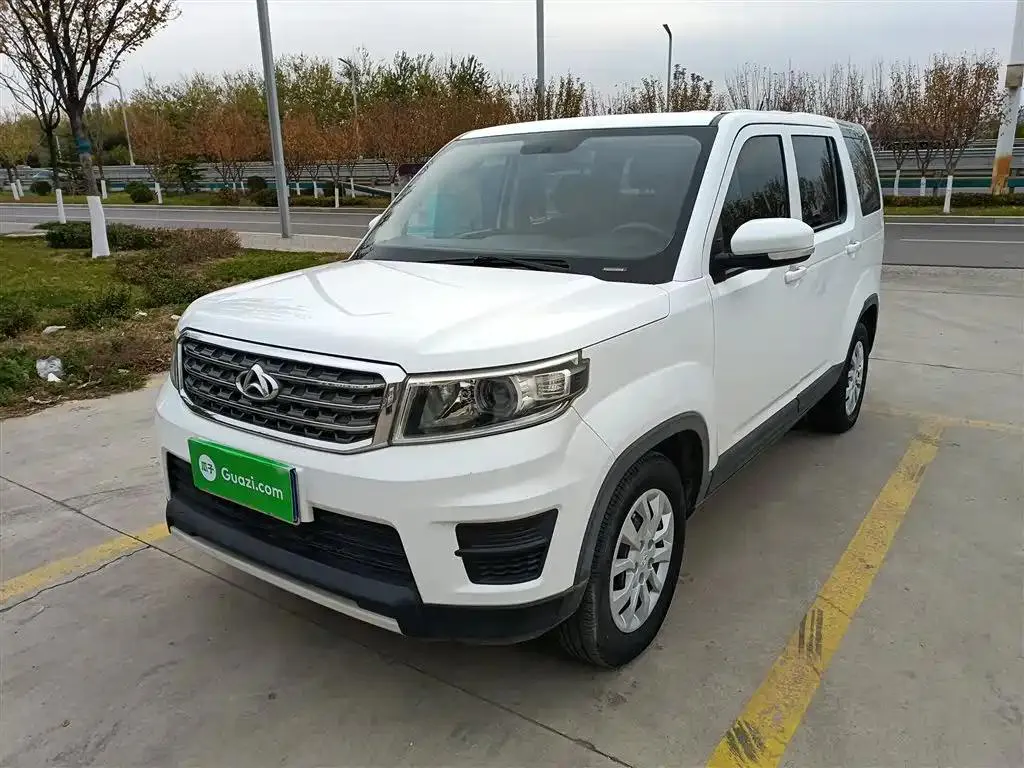 Changan Changan Oshan X70A — Branco