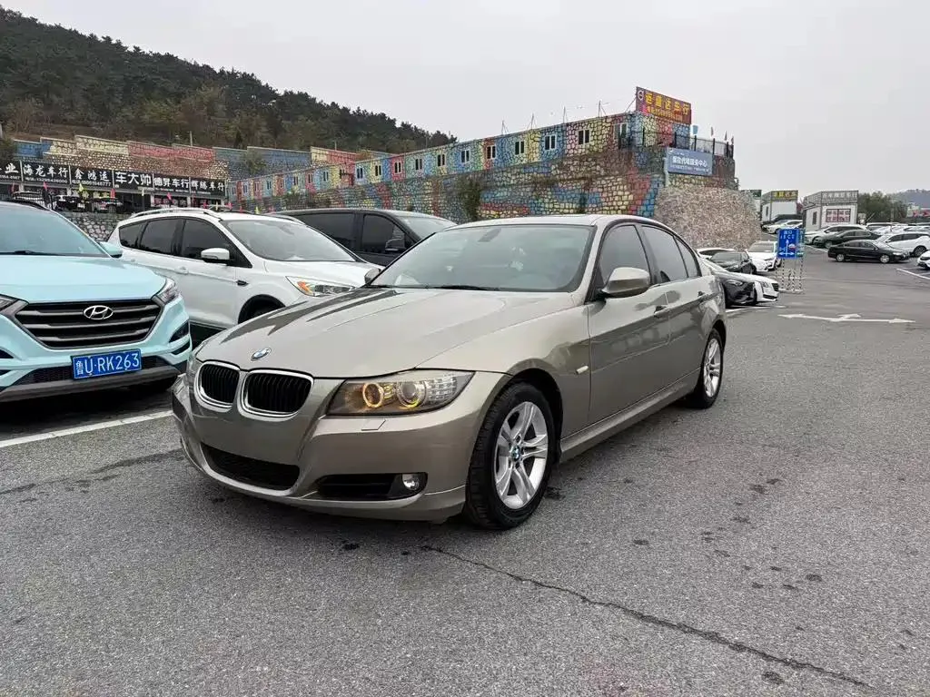BMW 3 Series 3 Series (Imported) 2012 318i Leading Model — photo 1