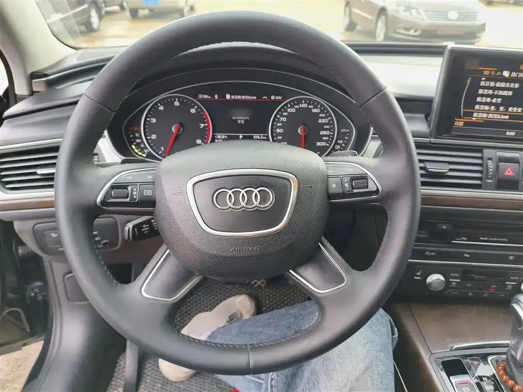 Audi A6L A6L 2015 35 FSI quattro Technology Edition — View photo 3