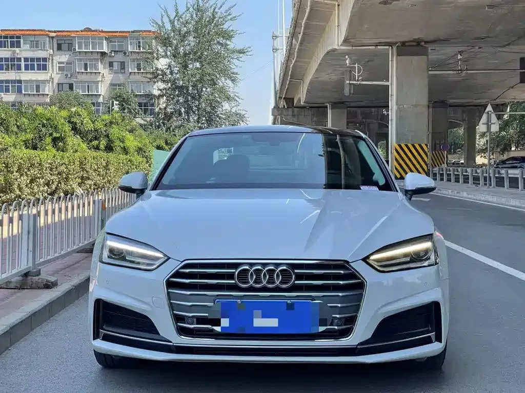 Audi A5 A5 (Imported) 2017 Coupe 40 TFSI Fashion — عرض الصورة 3