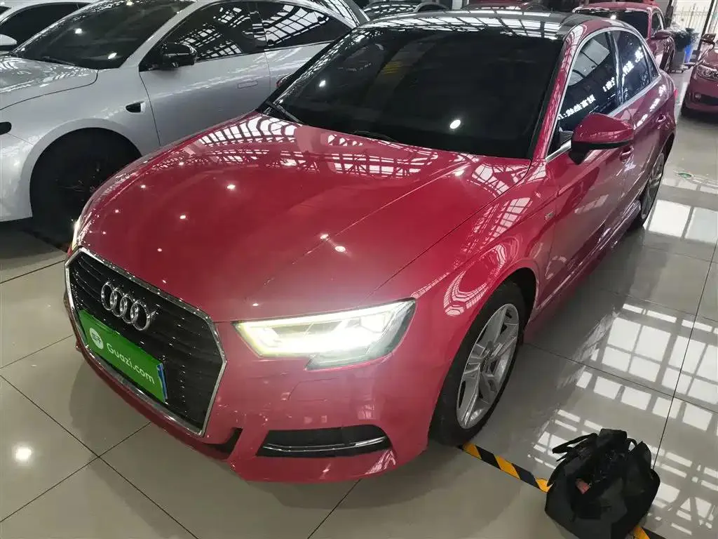 Audi A3 A3 2019 Limousine 35 TFSI Fashion National V — photo 1