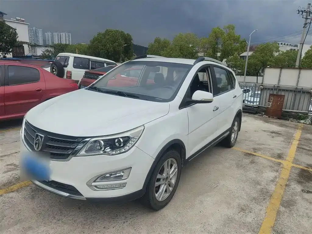 Baojun 560 560 2016 1.8L iAMT Elite — photo 1