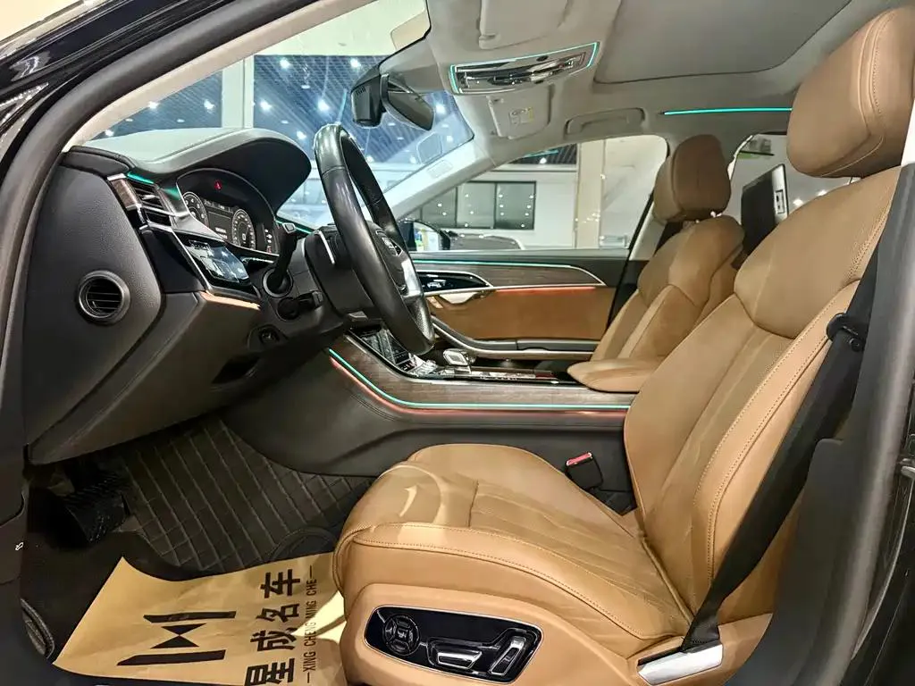Audi A8 A8 2022 A8L 55 TFSI quattro Premium Collector's Edition — عرض الصورة 5