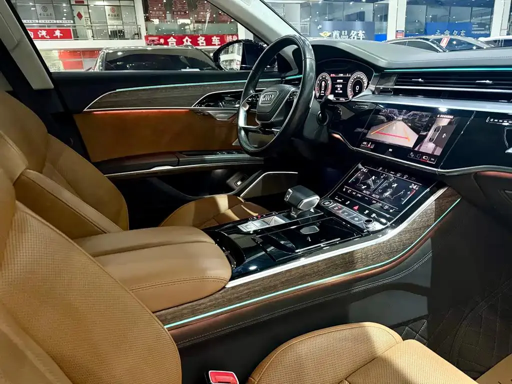 Audi A8 A8 2022 A8L 55 TFSI quattro Premium Collector's Edition — عرض الصورة 6