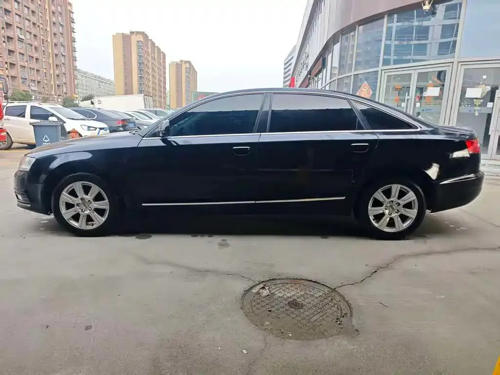 Audi A6L A6L 2010 2.4L Comfort Edition — Ver foto 3
