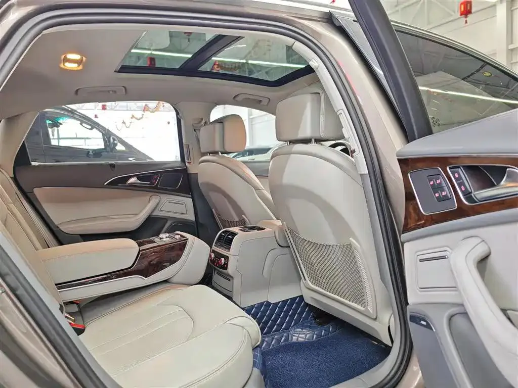 Audi A6L A6L 2012 35 FSI Luxury — Voir la photo 5