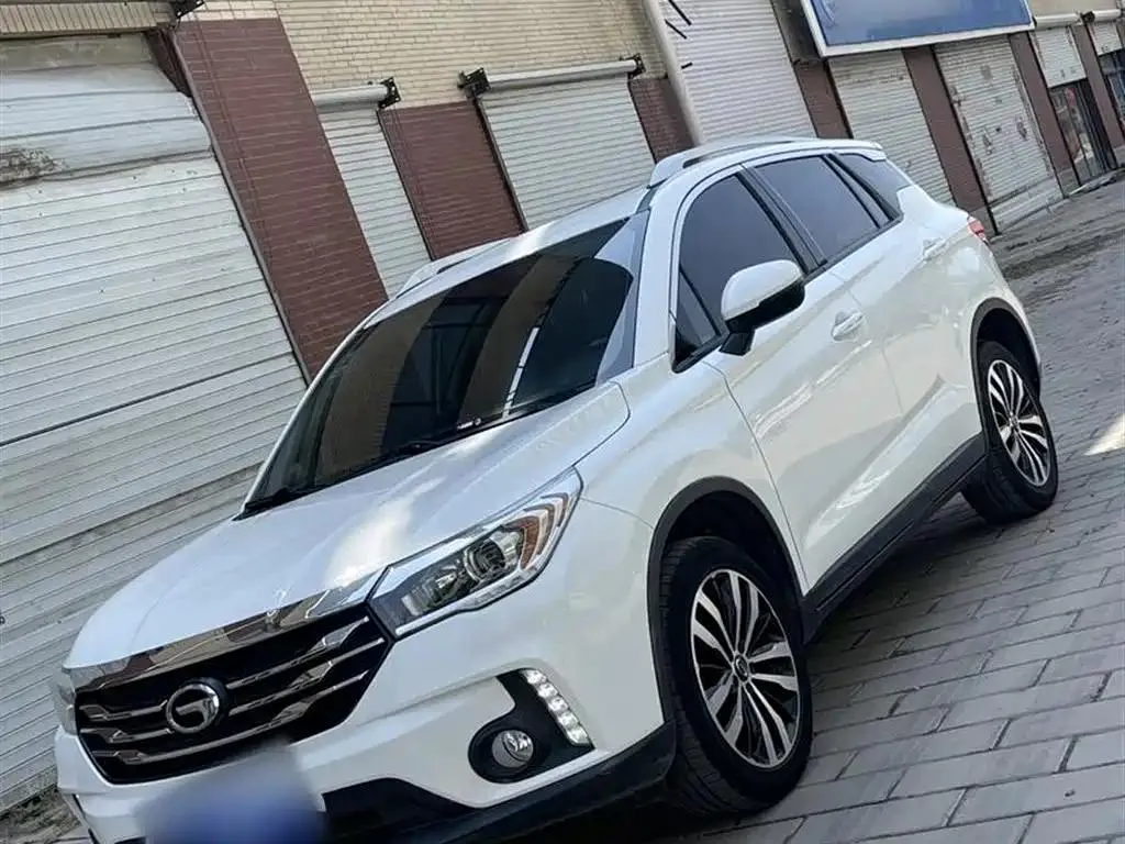 GAC Trumpchi Trumpchi Trumpchi GS4 2017 235T G-DCT 2WD Deluxe Edition — photo 1