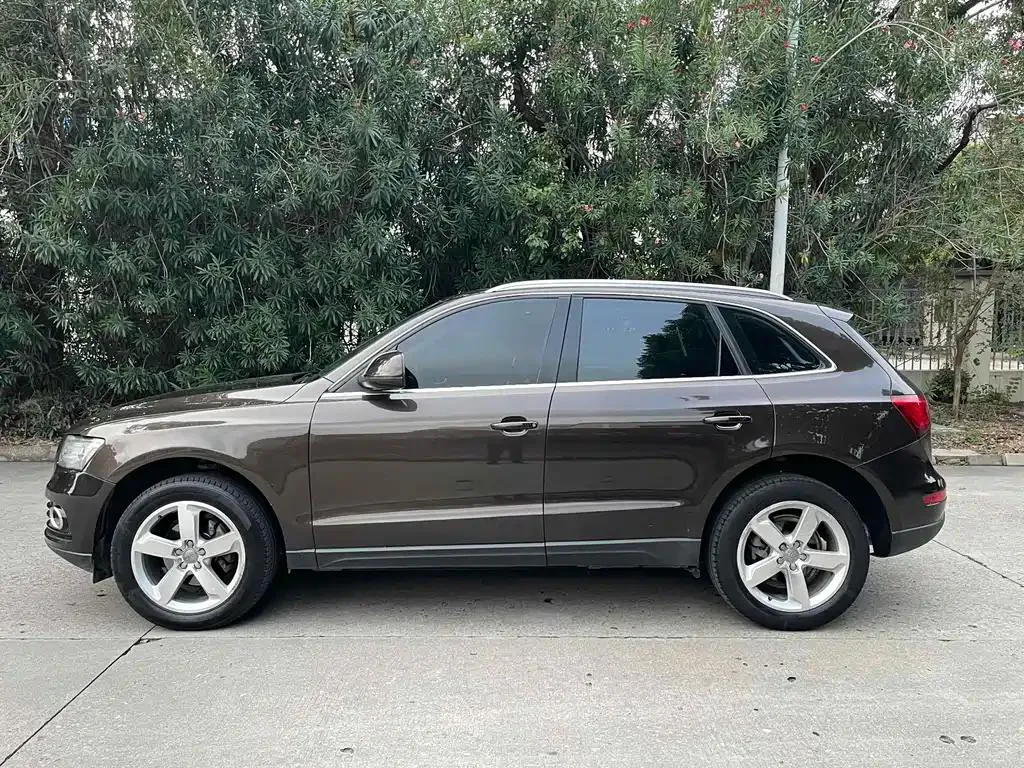Audi Q5 Q5 2013 40 TFSI Comfort Edition — Ver foto 4